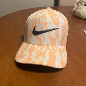 White New One Size Fits All Nike Hat