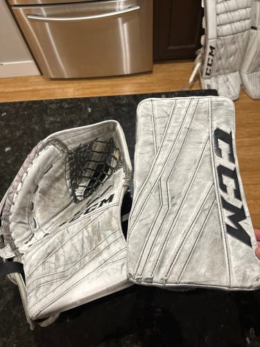 Ccm extreme flex lll gloves