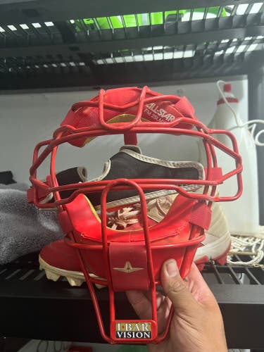 Red All-star catchers face mask