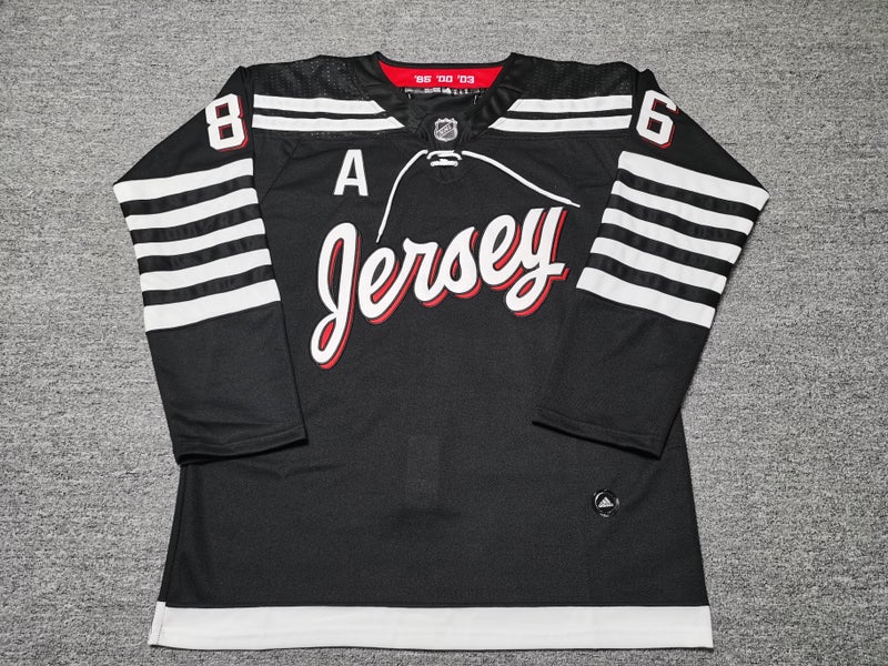 Jack Hughes New Jersey Devils hockey Jersey size 52