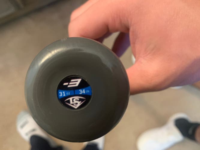 Used Louisville Slugger (-3) 31 oz 34" Bat