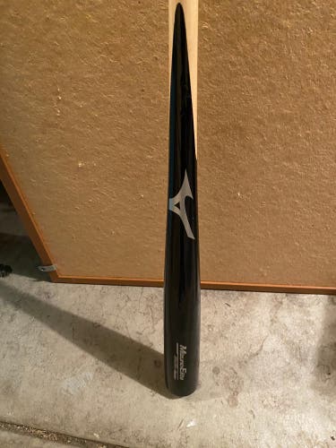 Used Mizuno   35" Elite Infield Fungo Bat Bat