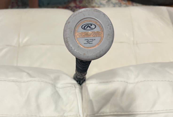Used Rawlings Quatro Pro Composite Bat -11 21OZ 32"