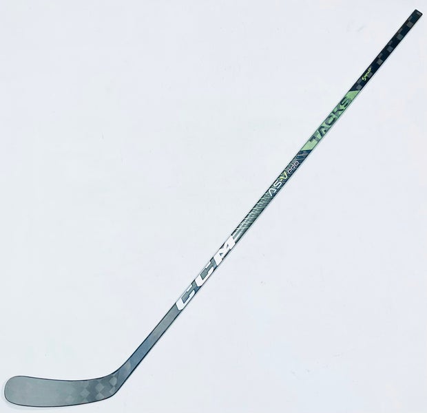New CCM Supertacks AS-V Pro Hockey Stick-RH-P29-70 Flex-Grip (Cut)