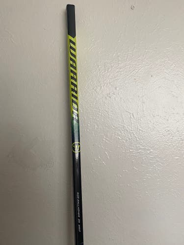 Senior Left Hand W28 Alpha DX Hockey Stick
