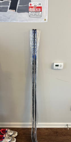 Senior Right Handed P28 Pro Stock Hockey Stick