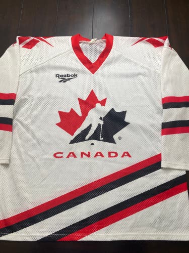 Tackla team Canada retro air knit jersey