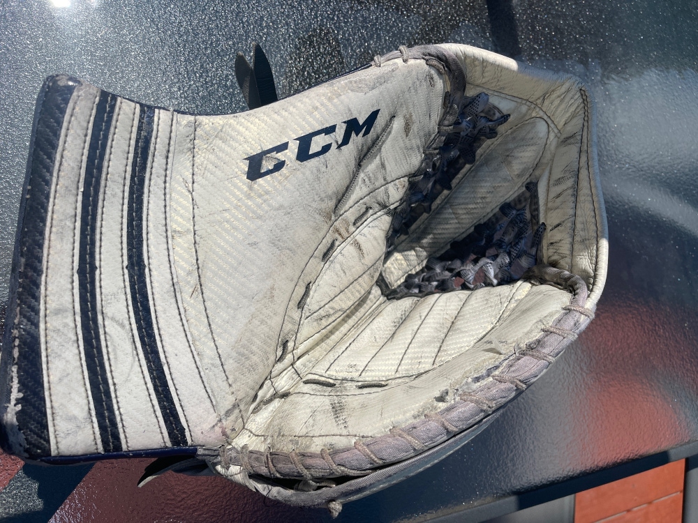 CCM Eflex Goalie Glove