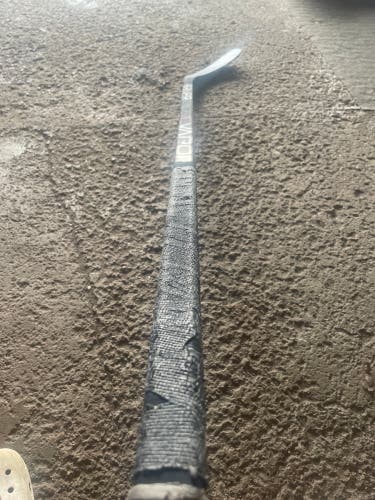 Used Right Handed P88 Vapor Hyperlite Hockey Stick
