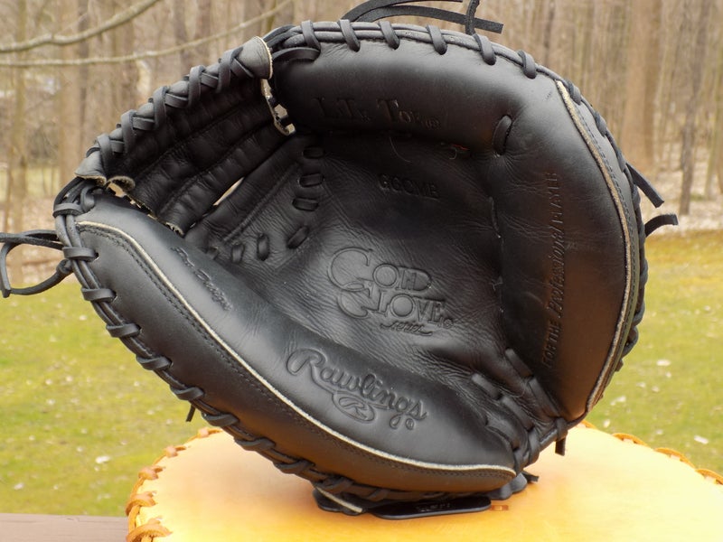 Used Rawlings Right Hand Throw Catcher's Gold Glove Elite Baseball Glove 32.5"