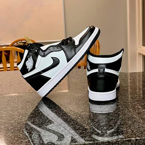 Jordan 1 Retro High OG Black White 2014 555088-010 ------------ SIZE 8m!