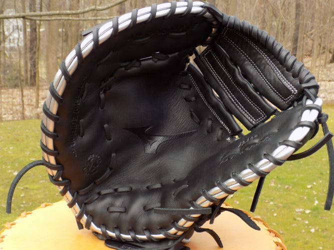 Used Mizuno Left Hand Throw First Base MVP Prime Baseball Glove 12.5"