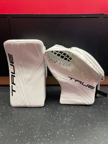 True L12.2 Glove and Blocker Set