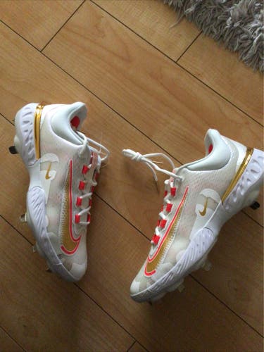 Nike Alpha Huarache Elite 4 Low FD2745-161 Men's Baseball Cleats Size 8.5