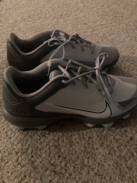 Gray Men's Molded Cleats Low Top Force Zoom Trout 8