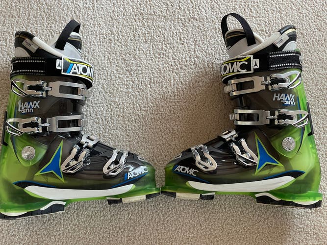 Men's All Mountain Medium Flex Hawx 110 Ski Boots