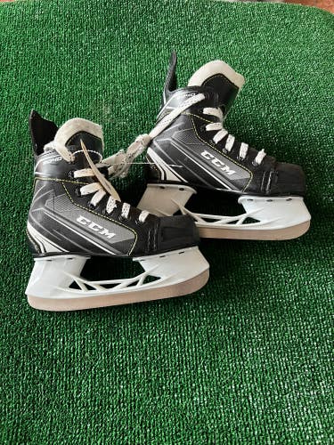 Youth Used CCM Tacks 9040 Hockey Skates D&R (Regular) 12.0