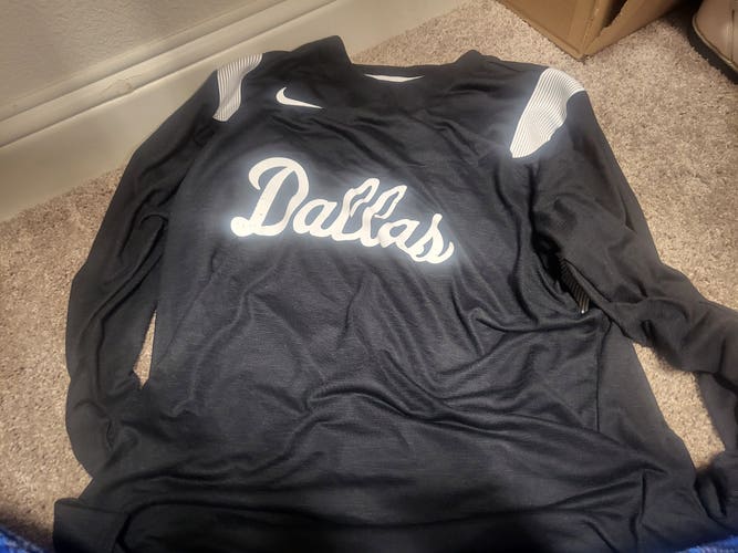 SMU team issued Dallas black long sleeve shirt