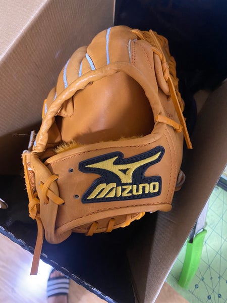 12.75 Inch Customizable Mizuno GMP7C Pro Limited Baseball Glove