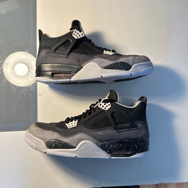 Air Jordan 4 Retro Shoes - Size 9.5