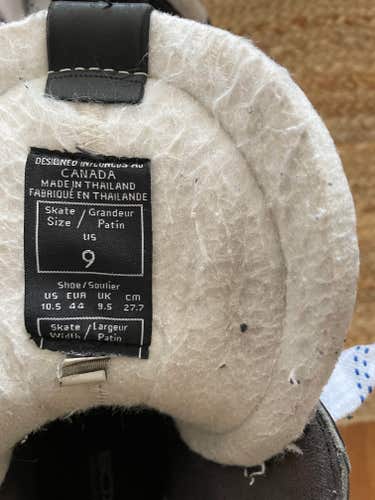 Senior Used Reebok Hockey Skates Size 9