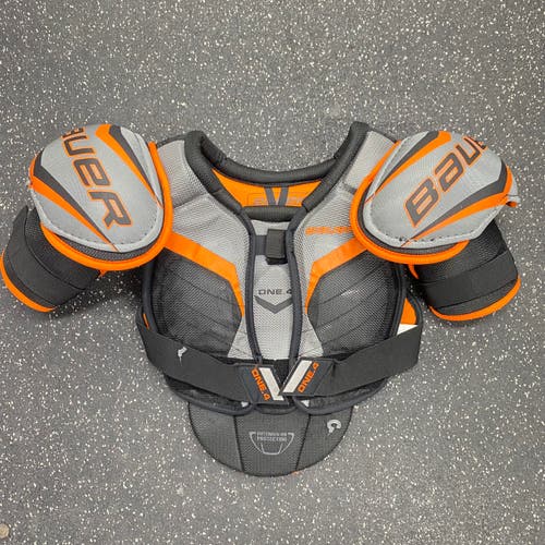 Senior Used Women's Small Bauer Supreme One.4 Shoulder Pads