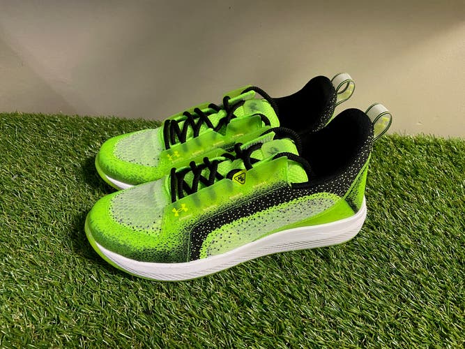 Under Armour Bryce Harper 6 ‘Hyper Green’ Turf Baseball 3024321-300 Men Sz 9.5