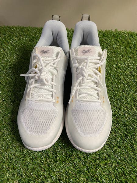SOLD* Under Armour Harper 6 Turf Cleats White Baseball Shoes