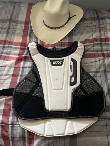 Used Medium STX Shield 500 Chest Protector
