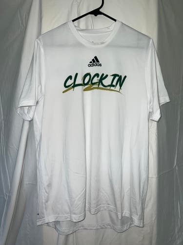 USF FOOTBALL TEAM ISSUED WHITE T-SHIRT *NEW*