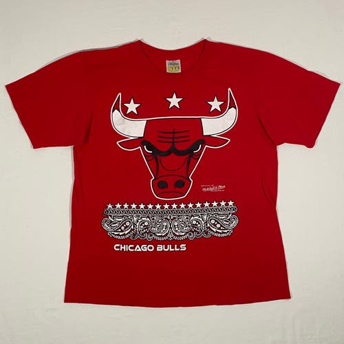 Vintage Mitchell & Ness Nostalgia Co Chicago Bulls Men's Size L Red Logo T Shirt