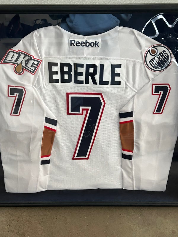 Jordan Eberle Signed Oilers Jersey (Beckett COA)
