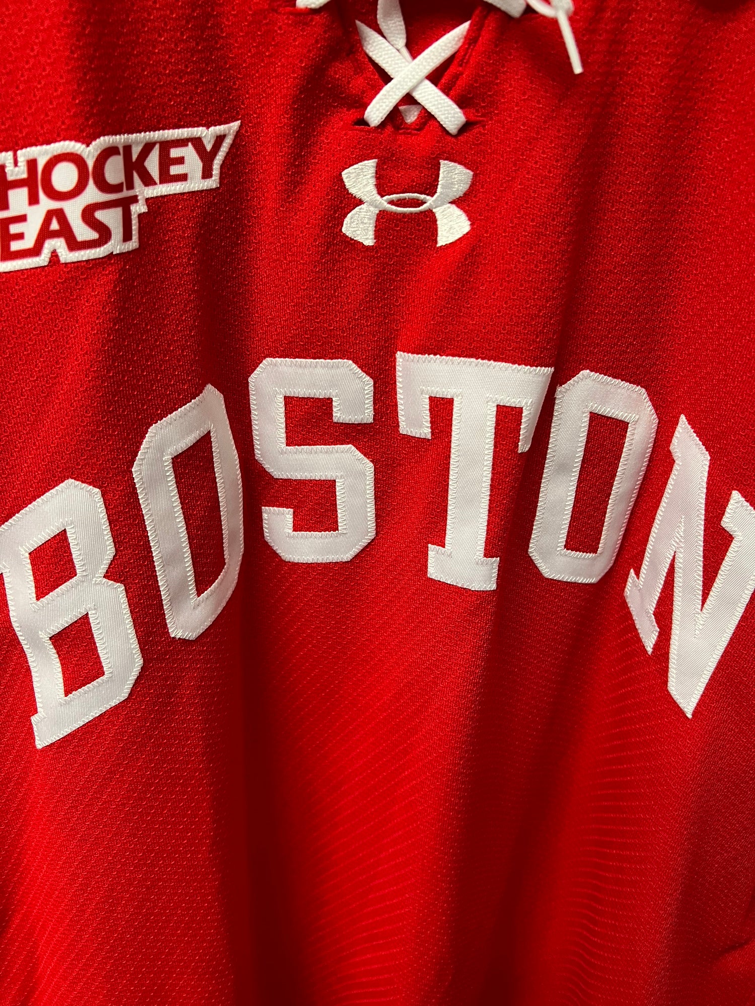 Boston University Terriers Hockey East JERSEY Under Armour NCAA BU NEW B U  - L