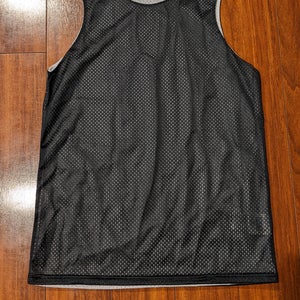 Used Large Kids Youth Unisex Reversible Mesh Jersey