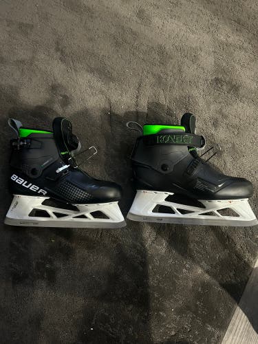 New Bauer Regular Width Size 10 Konekt Hockey Goalie Skates