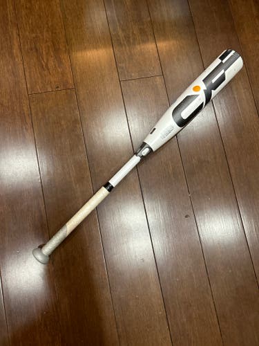 Used USSSA Certified 2022 DeMarini Hybrid CF Bat (-10) 19 oz 29"