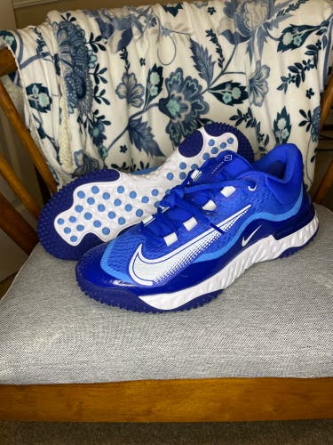 Nike Huarache Elite 4 Turf Size 10