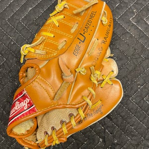 Rawlings Rickey Henderson Right Hand Throw 10.5" Player series Baseball Glove