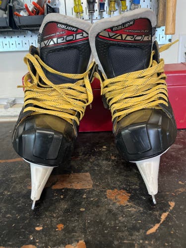 Used Bauer Regular Width Size 10 Vapor X2.9 Hockey Goalie Skates