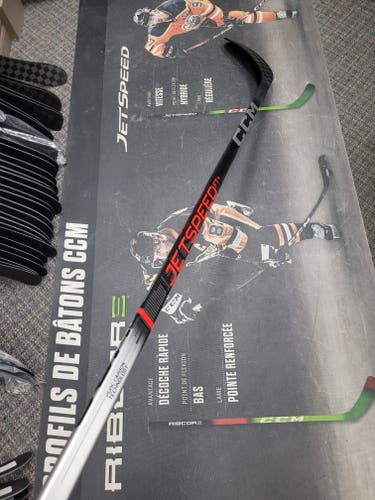 P88 | 55 Flex New Intermediate CCM Right Handed Jetspeed FT6 Team Hockey Stick P88 Pro Stock