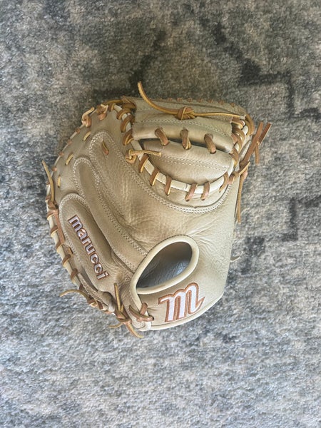 Used Marucci Right Hand Throw Catcher's Oxbow Baseball Glove 33.5"