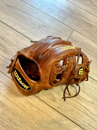 Infield 11.5" A2000 Baseball Glove