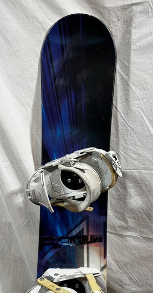 Burton Feelgood 144cm Twin-Tip All-Mountain Women's Snowboard RIDE