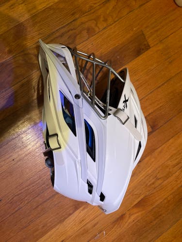 Player's Cascade XRS Helmet