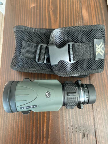 Vortex Recon Mountain 15x50 compact spotting scope