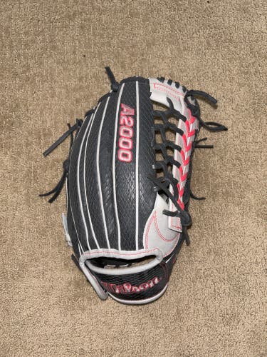 Outfield 12.25" A2000 Baseball Glove