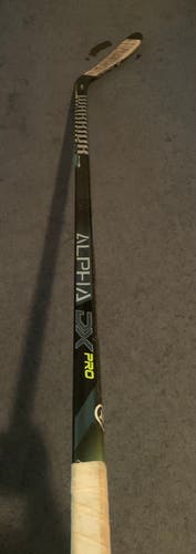 Senior Right Handed W28  Alpha DX Pro Hockey Stick