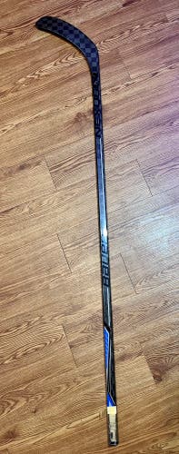 Used Right Handed P92 Nexus 8000 Hockey Stick