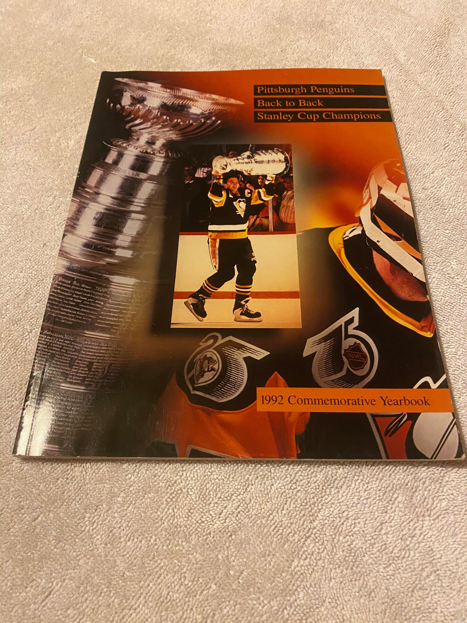 Pittsburgh Penguins NHL 1992 Commemorative Yearbook