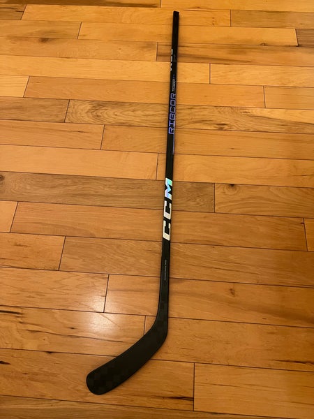 New CCM RibCor Trigger Pro 7 Stick P29/75 Flex/Left Handed
